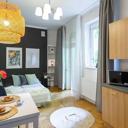 May C Studio W/Balcony Krakow Exterior photo